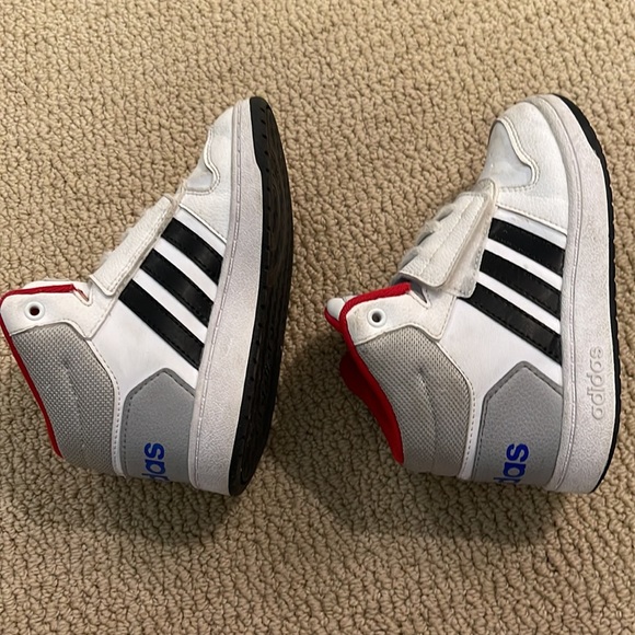 Kids White and black Adidas High Tops. Velcro- size 9T - Picture 6 of 7